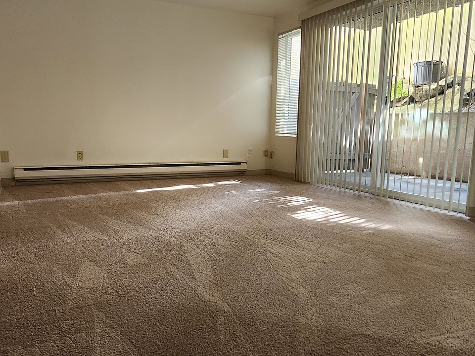 2nd image of 3401 NE 65th St