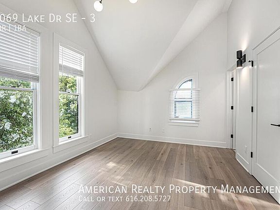 5th image of 1069 Lake Dr SE #3