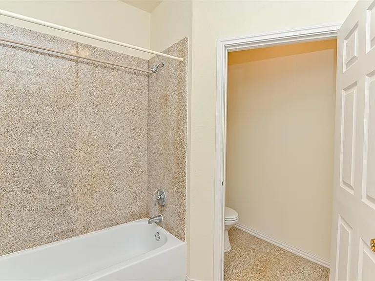 9400 Bellaire Blvd #511 — Photo 18