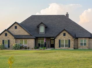 1603 Lone Star Rd, Sanger, TX 76266