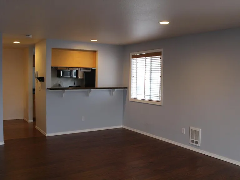 1124 N 92nd St #205 — Photo 6
