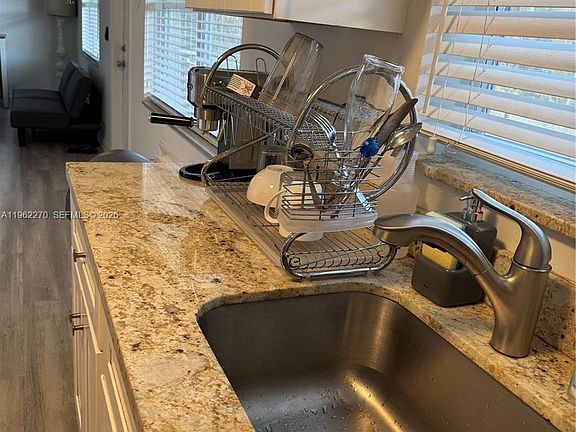 4th image of 3500 Harrison St APT 8