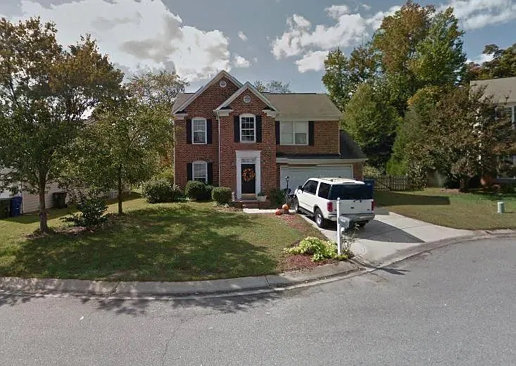 3 bed, 1876 sqft, $2,295 — Photo 1