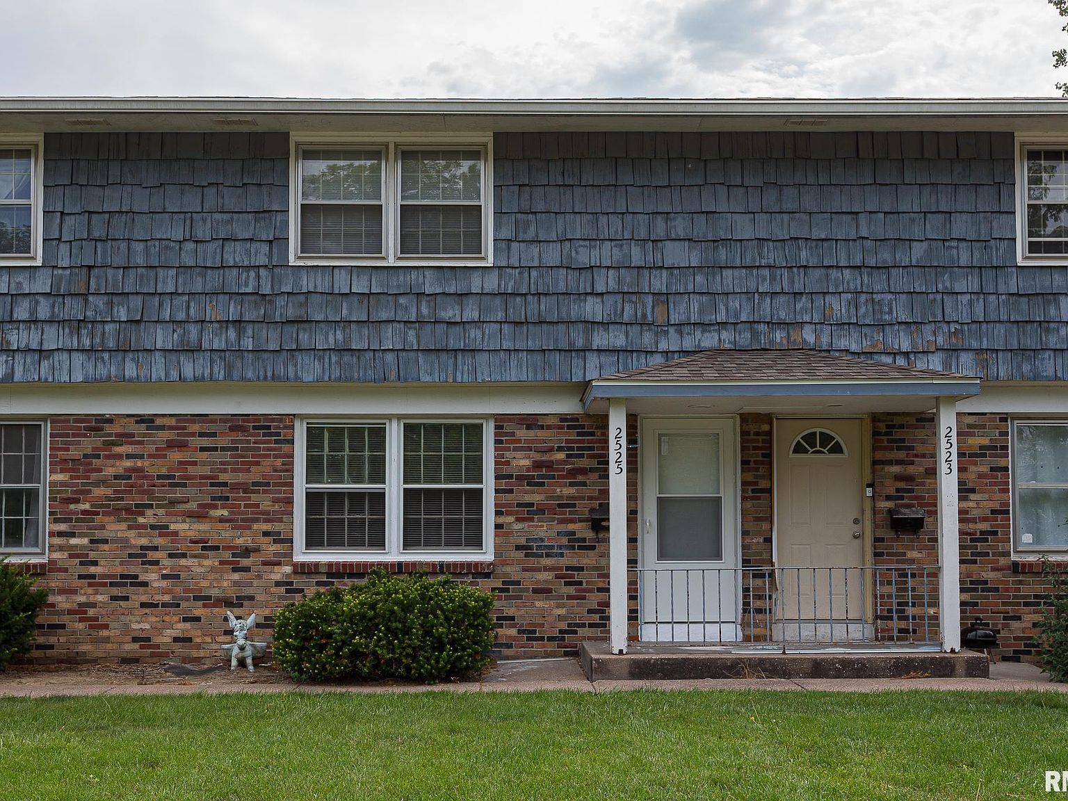 2525 Hawthorne Dr, Bettendorf, IA 52722 MLS QC4245049 Zillow