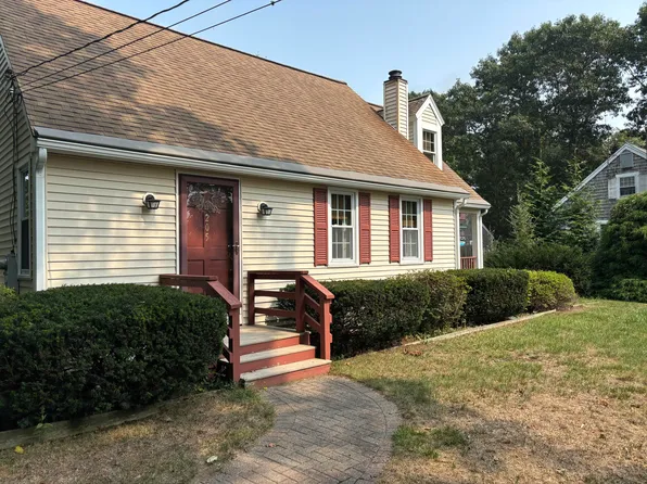 205 Wheeler Road, Mashpee, MA 02649