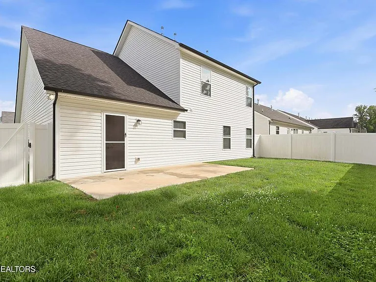 6513 Cara Cade Ln — Photo 40