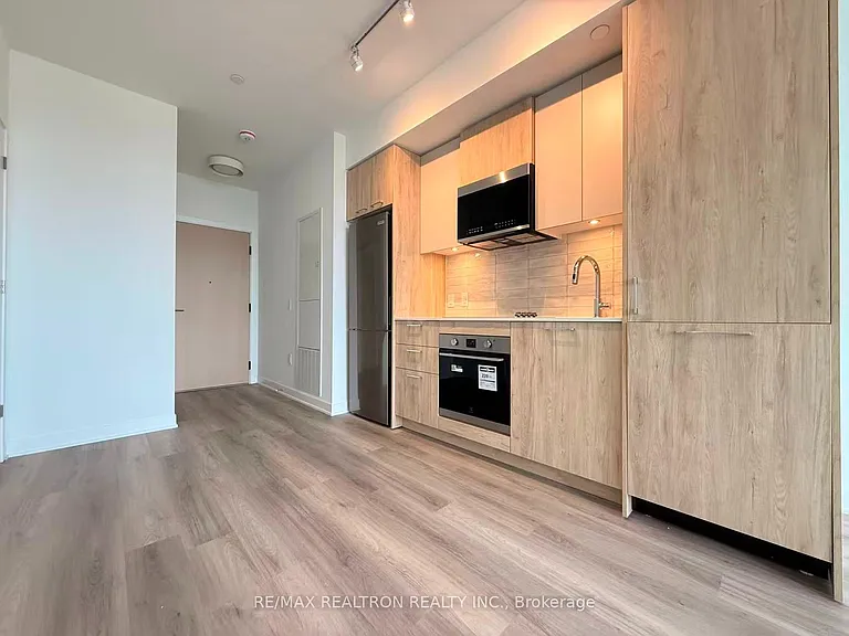 10 Oak St #2502 — Photo 10