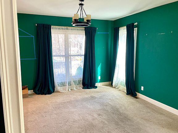 4th image of 174 Lexington Ave