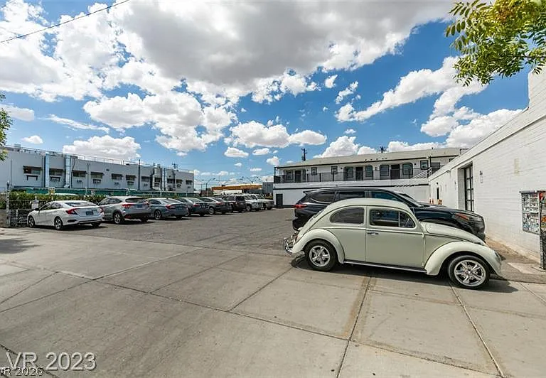 1116 S Casino Center Blvd #2 — Photo 31