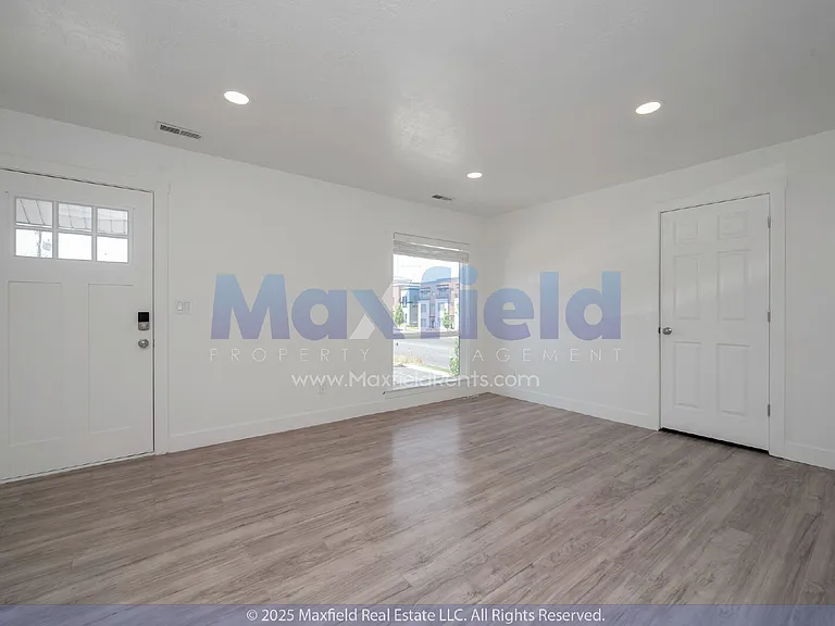 30 N Highway 89 #1 — Photo 10
