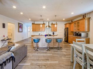 971 Bonnie View Dr, Hollister, CA