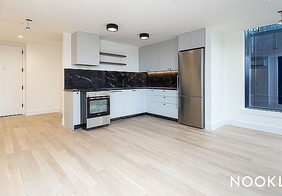 3rd image of 250 Gold St #1102