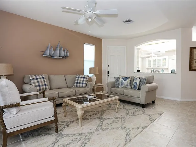 7753 Haverhill Ct — Photo 13