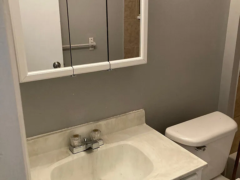 827 W Berry Ave — Photo 12