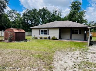 313 Kitty Ave, Interlachen, FL 32148