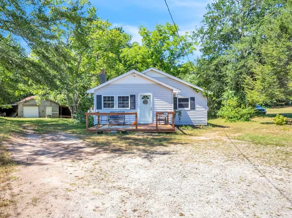 305 Belue Mill Rd, Landrum, SC 29356