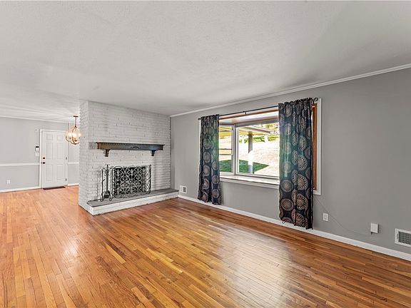 4th image of 106 Stratford Dr