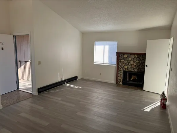 2095 Highview Ct APT 12, Reno, NV 89512
