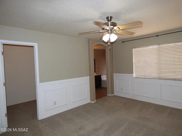 5562 W Peaceful Dove Pl — Photo 15