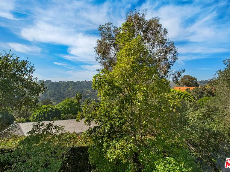 9669 Oak Pass Rd — Photo 37