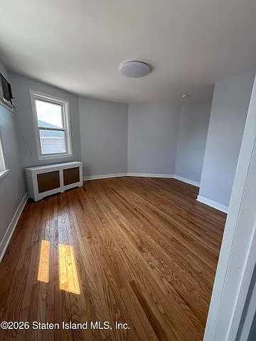 1288 Forest Ave #B — Photo 4