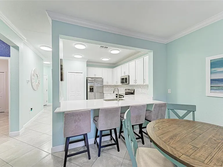 8613 Seasalt Loop — Photo 32