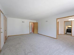1230 Rose St #1, Lincoln, NE 68502