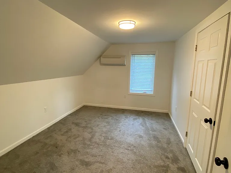 32 Elmwood Ave #2 — Photo 7