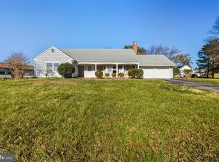 125 Country Club Rd, Willingboro, NJ 08046