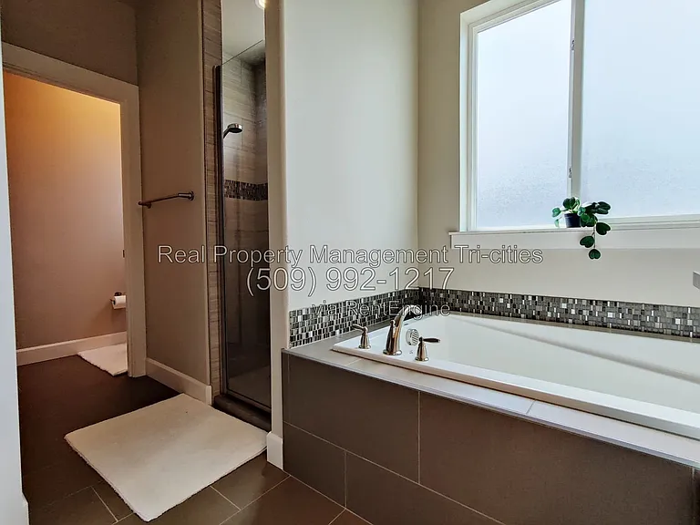 1108 S Kansas Pl — Photo 20