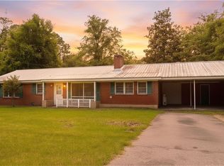 695 Lanes Bridge Rd, Jesup, GA 31545