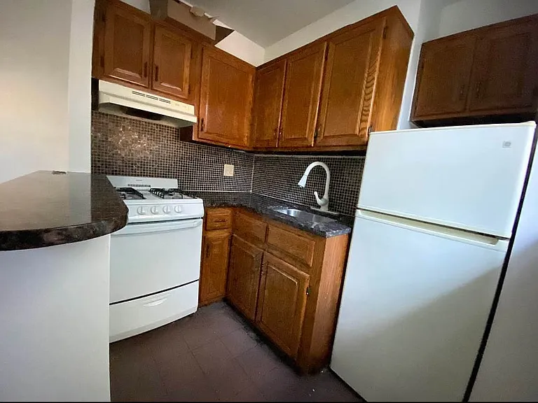 119 15th St #2B — Photo 6