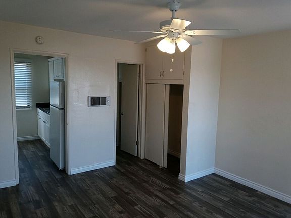 3rd image of 4053-4055 Hamilton St #10