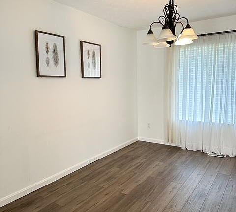 4th image of 2471 Homeland Ct