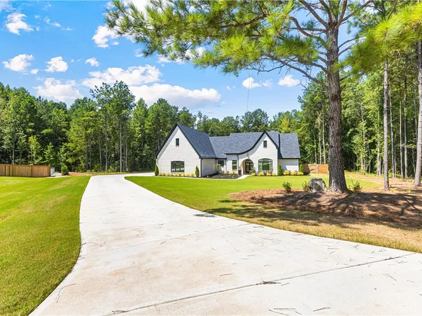 5205 Mary Olive Rd, Opelika, AL 36801