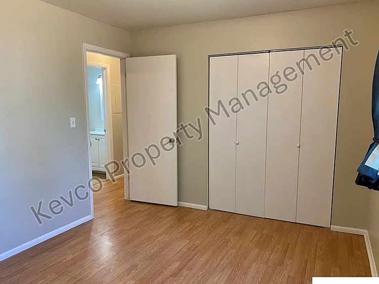 1728 Azalea Dr — Photo 9