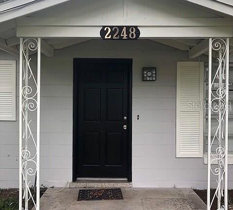 4th image of 2248R Elsinore Ave