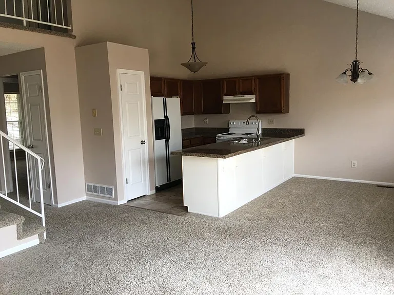 Kitchen & Dining Room