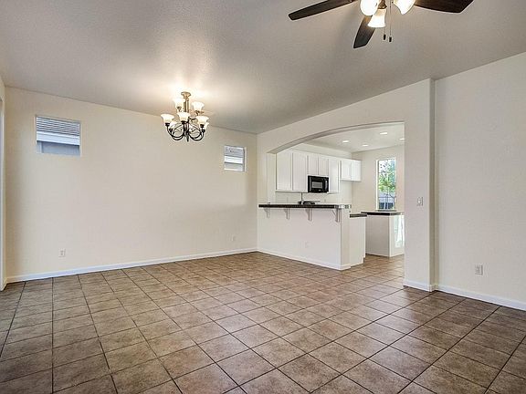 4th image of 1773 Shoreline Dr