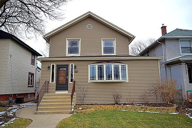 1st image of 526 S Lyman Ave