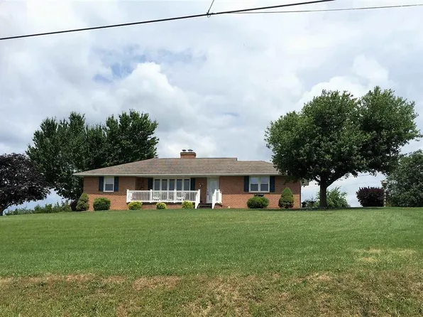 242 Balsley Rd, Staunton, VA 24401