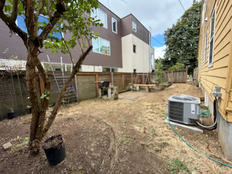 5238 N Williams Ave — Photo 26