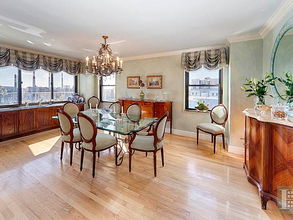 3rd image of 530 E 72nd St APT 20D