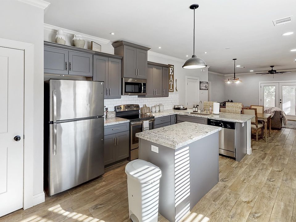 1st image of 203 Brentwood Dr E APT 51