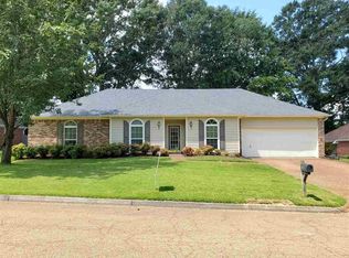 125 Sunnycrest Dr, Ridgeland, MS 39157
