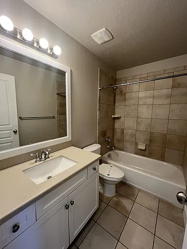 2310 W 688 S Photo 1
