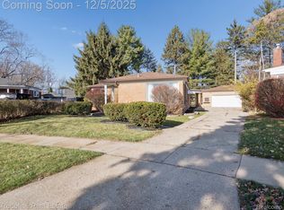 26164 Westfield, Redford, MI 48239