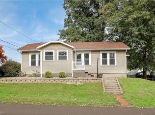 315 W 14th St, Dover, OH 44622