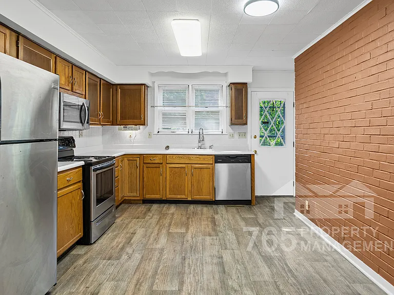 2504 Main St #1 — Photo 9
