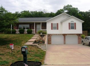 8005 Hunters Ln, Jefferson City, MO 65101